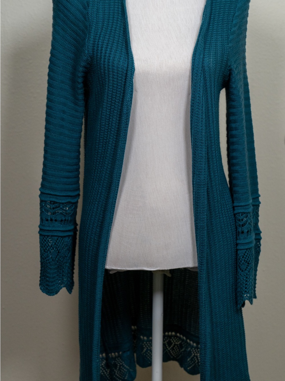 Open-Front Teal Knit Cardigan with Crochet Cuff Detail